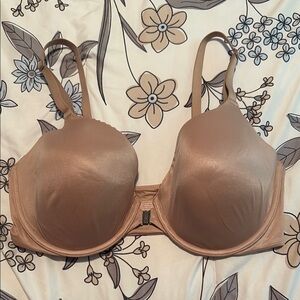 Victoria’s Secret front closure bra